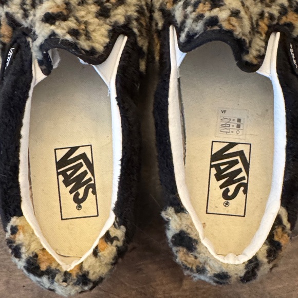 Vans Leopard-Pattern Fuzzy Slip-On Shoes in Black, Tan, Cream - Picture 6 of 7